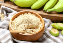 wellhealthorganic.com:raw-banana-flour-benefits-and-uses